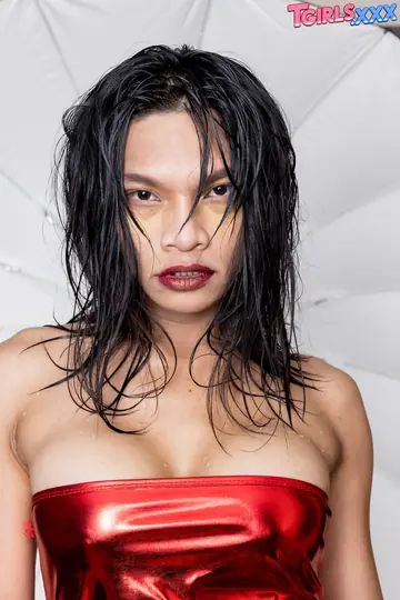 Thai Trans Woman in Pantyhose Strokes Her Cock to Cum