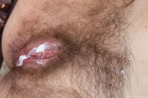 Thick Blonde Smears Ice Cream on Hairy Pussy and Nipples – photo 15 of 18