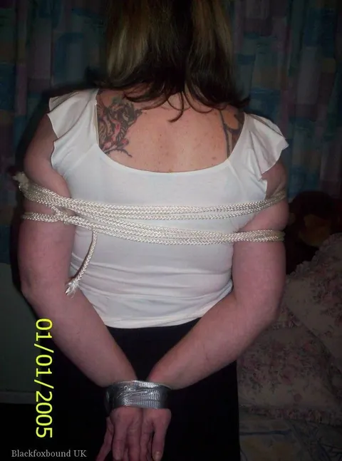 Busty Mature Woman in Pantyhose and Boots Gets Rope Bound – photo 2 of 16