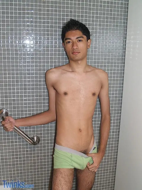 Slim Hairy Guy Strips and Jerks Off in the Bathroom – photo 8 of 21
