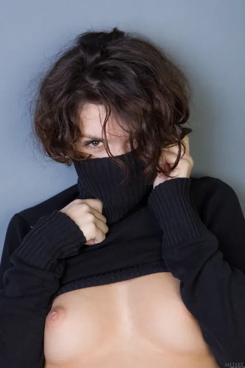 Roza Abdurazakova: Thick Brunette Strips and Spreads Her Hairy Pussy – photo 21 of 21