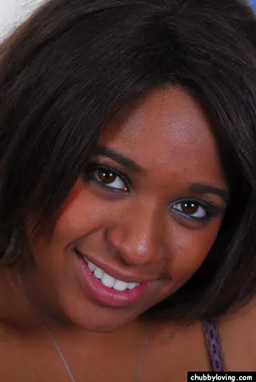 Aleera Flair – Mature Ebony BBW Strips Out of Her Lingerie