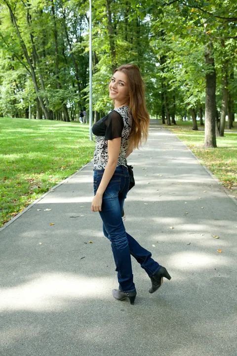 Adriana F: Redhead Strips Out of Her Jeans and Spreads Outdoors – photo 21 of 21