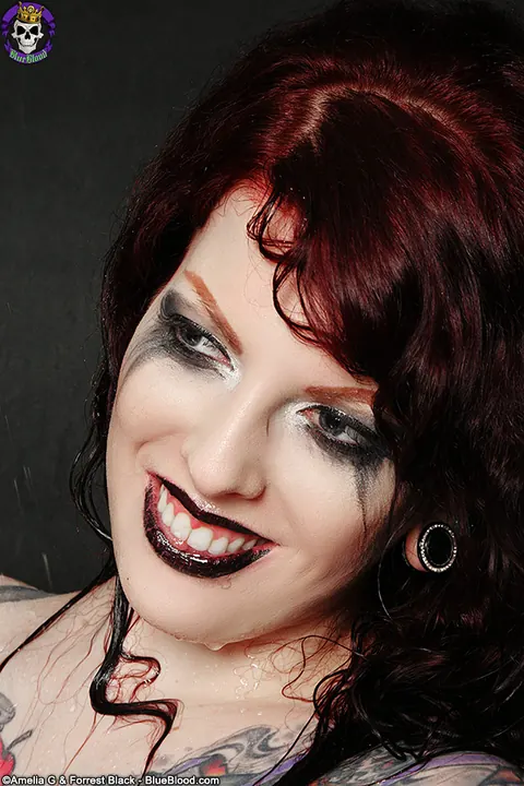 Penny Poison: Tattooed Redhead Spreads Her Pussy in the Bathroom – photo 11 of 15