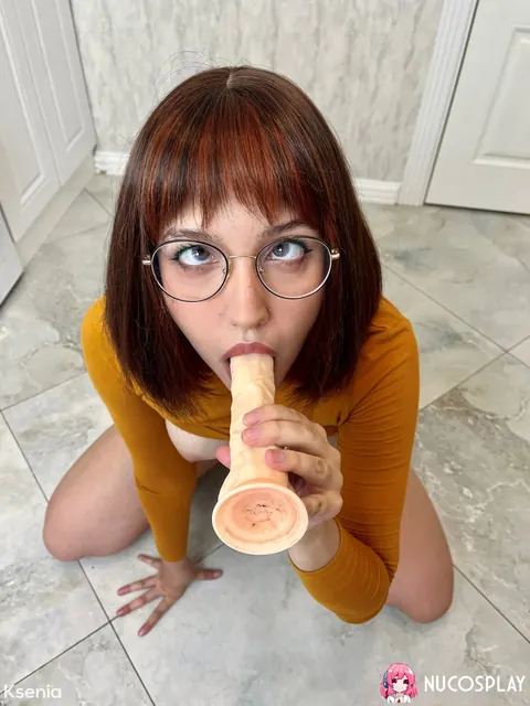 Brunette in Cosplay Costume Uses a Dildo and Spreads – photo 4 of 15