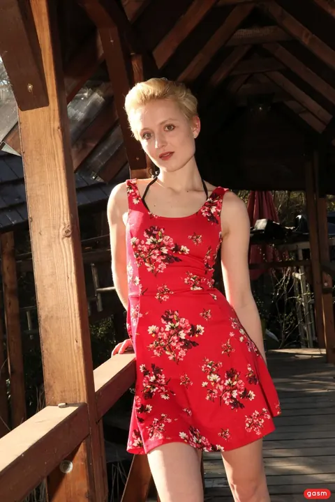 German Short-Haired Woman Sucks Cock Outdoors – photo 4 of 15