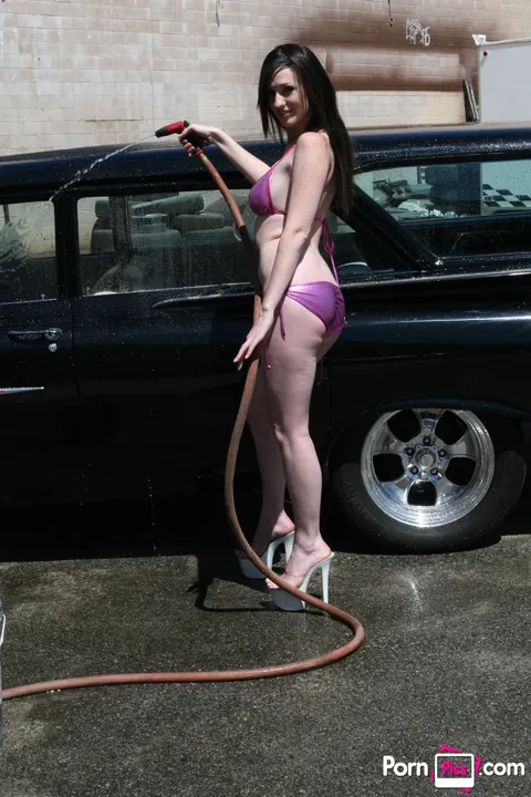 Skyla Shy: Brunette with Big Natural Tits Undresses and Poses on Her Knees – photo 11 of 21