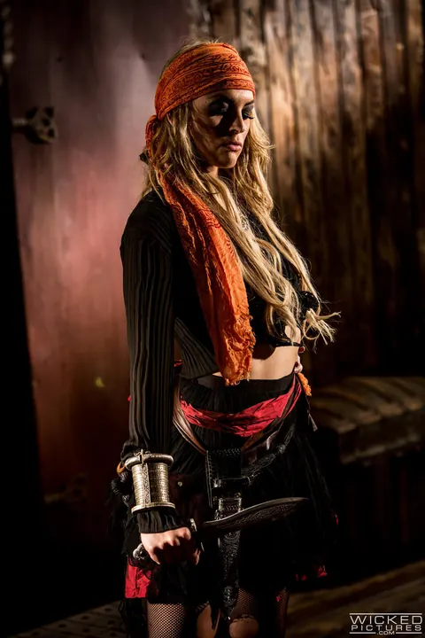 Cosima Dunkin: Tall Blonde in Glasses Gives Blowjobs in Group Session – photo 1 of 21