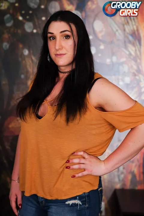 BBW Trans Woman Poses Nude and Flaunts Her Figure – photo 1 of 16