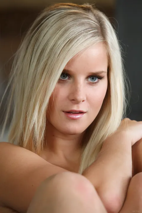Miela A: Blonde Strips and Shows Off Her Big Natural Tits – photo 21 of 21