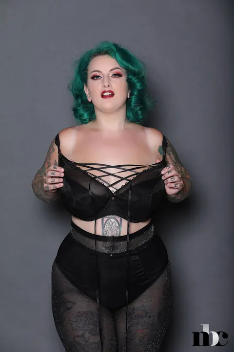 Galda Lou: BBW in Pantyhose Reveals Her Tattoos and Big Tits – photo 10 of 21