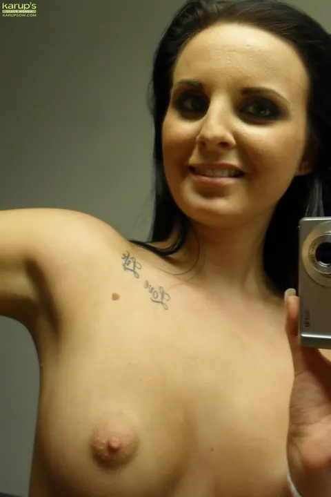 Tara Tattoo: Thick Czech Babe Strips Out of Her Shorts in Front of the Mirror – photo 14 of 21
