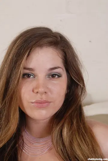 Marley Mason – Tall BBW Brunette in Lingerie Masturbates Her Hairy Pussy
