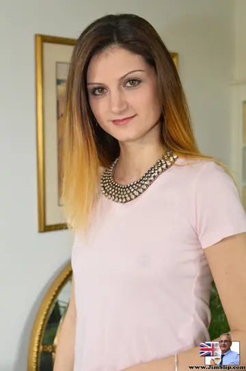 Tall European Brunette Strips Out of Her Yoga Pants for Sex and Spreading
