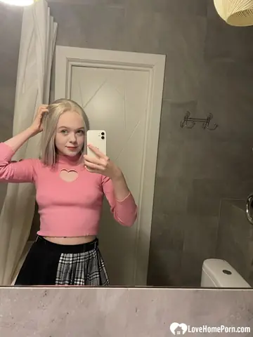 Blonde PAWG Shows Her Tattoo in a Mirror Selfie