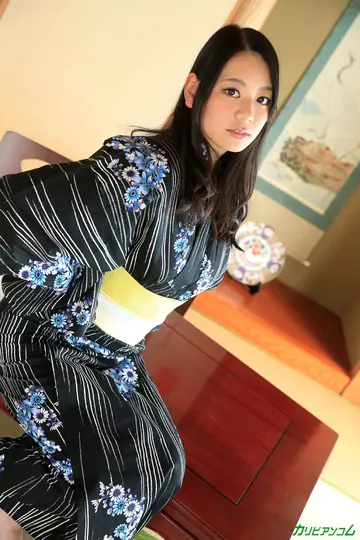 Makoto Shiraishi – Asian Wife with Big Natural Tits Gets Hairy Pussy Fucked