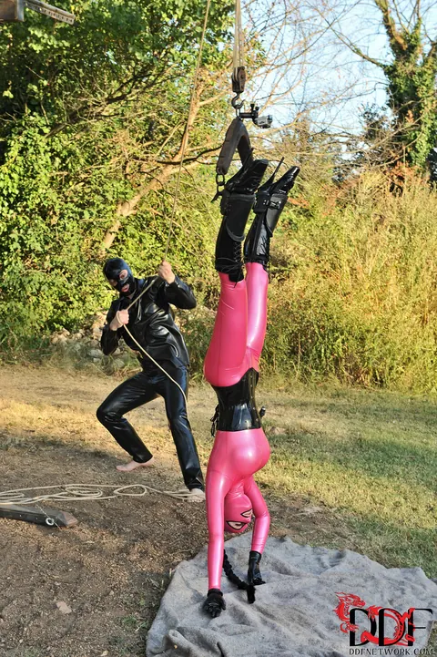 Latex Lucy: Brunette MILF in Latex Sucks Cock Deep While Bound – photo 4 of 21