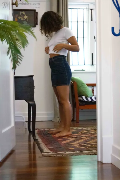 Slim Australian Brunette Shows Her Ass in Shorts – photo 19 of 21
