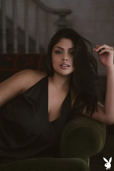 Jocelyn Corona: Tall Brunette Latina with Big Natural Tits Bares All – photo 12 of 12