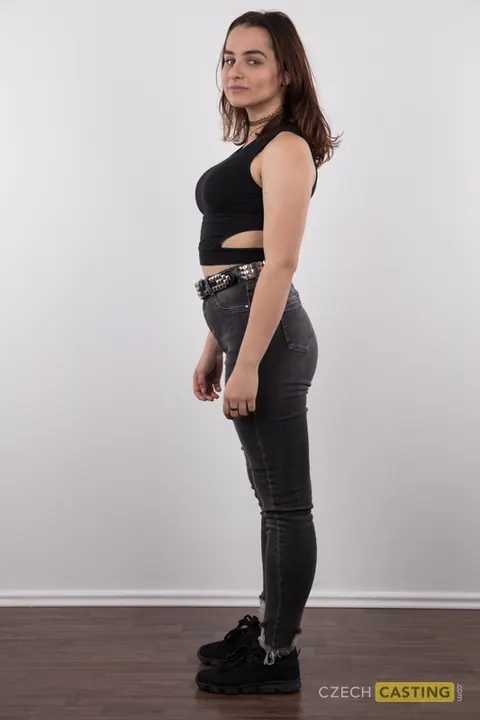 Curvy European Brunette Strips Out of Her Jeans and Spreads – photo 4 of 20