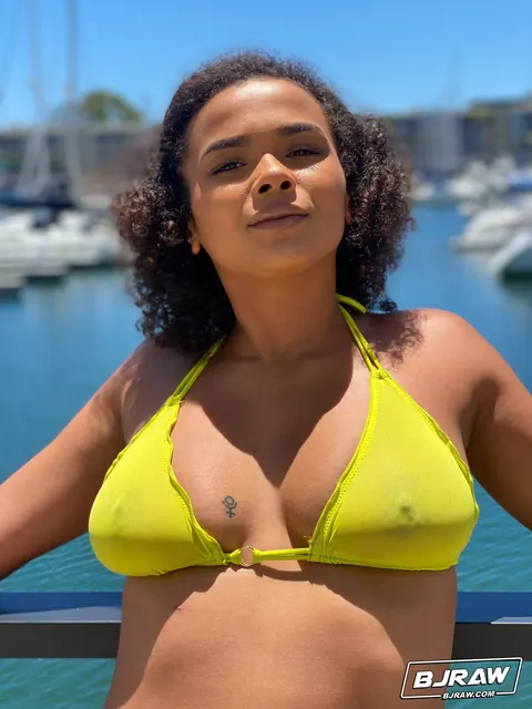 Alina Ali: Tall Ebony Babe with Big Tits Strips Out of Her Bikini for a Facial – photo 3 of 21