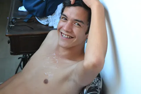 Thick Guy Gets Fucked by His Roommate and Takes a Cumshot – photo 19 of 21