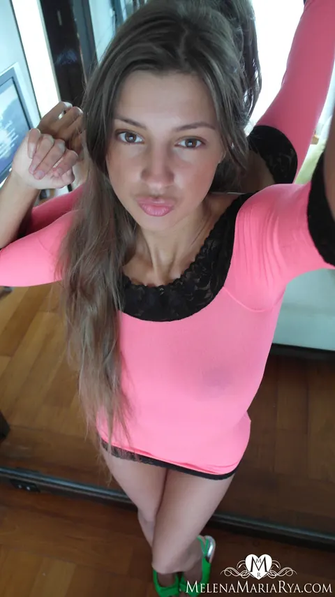 Melena A: Russian Brunette Strips Off Her Skirt and Heels for Mirror Selfies – photo 5 of 15