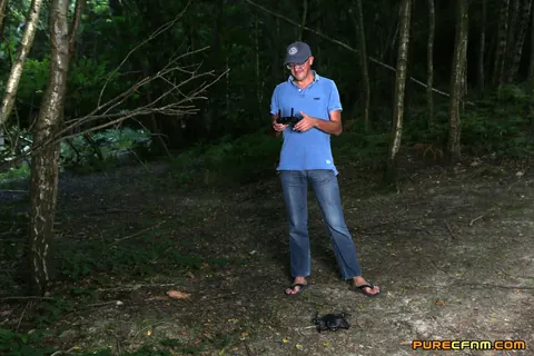 Annabelle More: Brunette MILF Gives Outdoor Handjob in a Group – photo 3 of 21