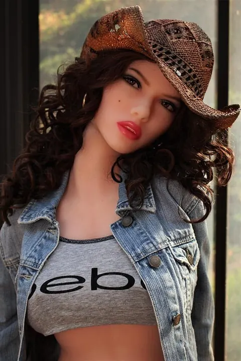 Curly-Haired Thick Babe Strips Out of Her Jeans – photo 5 of 19