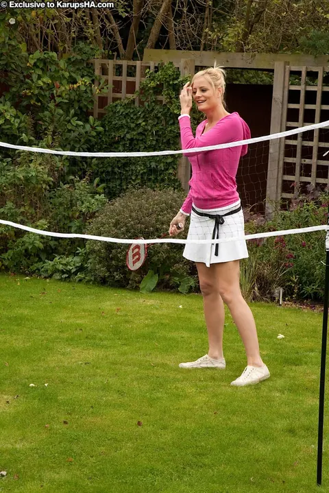 Chloe Conrad: Tall Blonde with Big Tits Strips Outdoors in a Skirt – photo 2 of 21