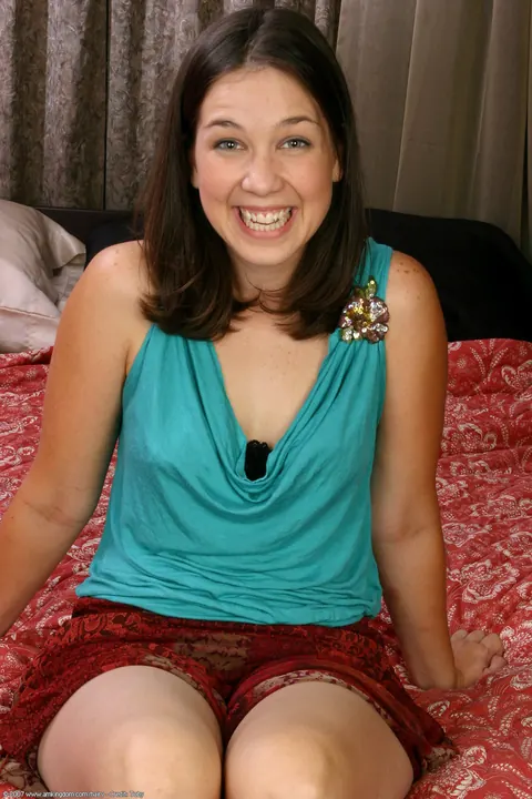 Brunette Strips Naked and Shows Her Hairy Pussy – photo 1 of 20
