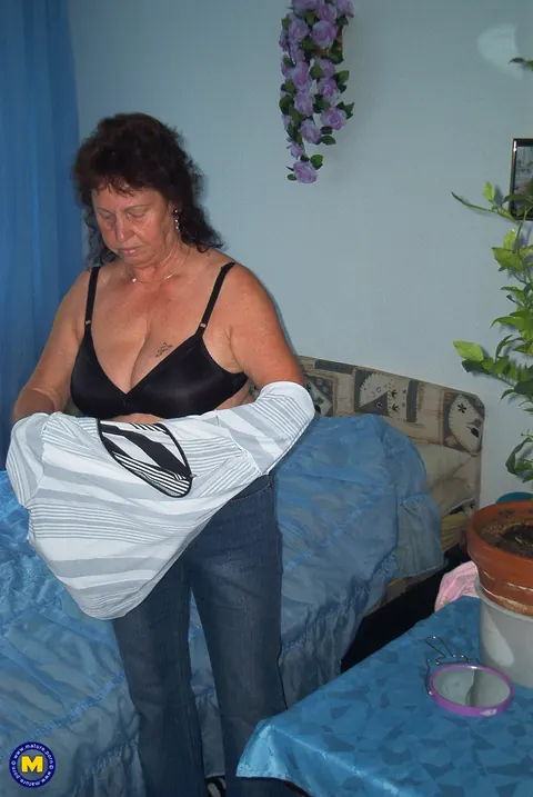 Curvy Mature European Woman Strips and Shows Her Big Tits – photo 1 of 21