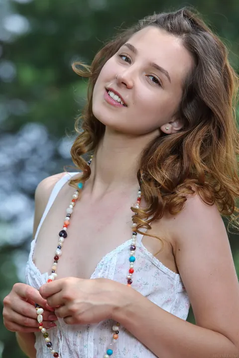 Milana G: Ukrainian Redhead PAWG Strips and Spreads Outdoors – photo 2 of 20
