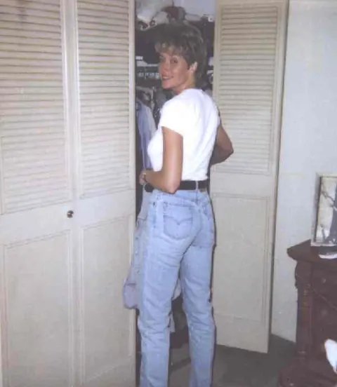 Tracy Lick: Tall Mature Blonde in Lingerie and Jeans Pulls Her Panties Aside – photo 5 of 18