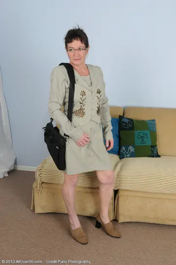 Mature PAWG in a Skirt and Glasses Strips and Spreads Wide
