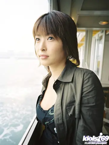 Nana Natsume – Japanese Babe Reveals Her Big Natural Tits
