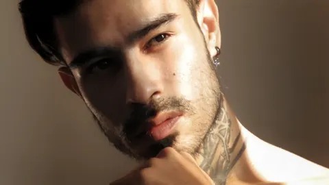 Man Strokes His Cock to a Cumshot – photo 11 of 13
