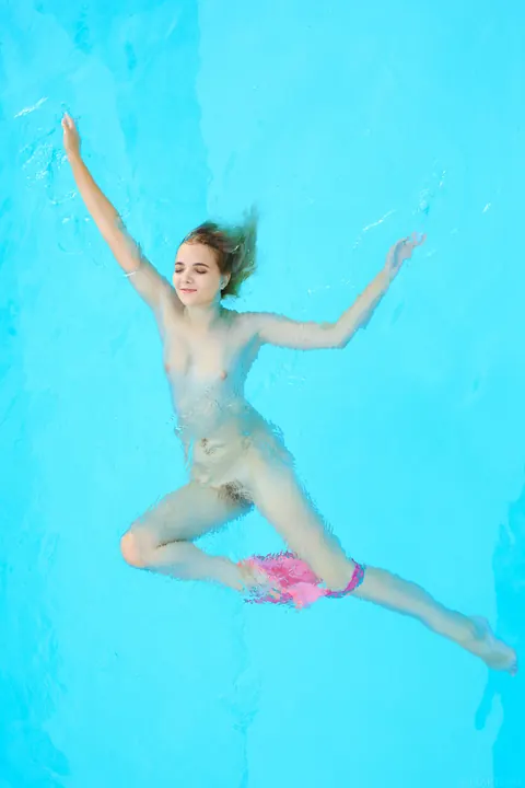 Chanel Fenn: Petite Russian Blonde Strips Out of Her Bikini at the Pool – photo 8 of 20