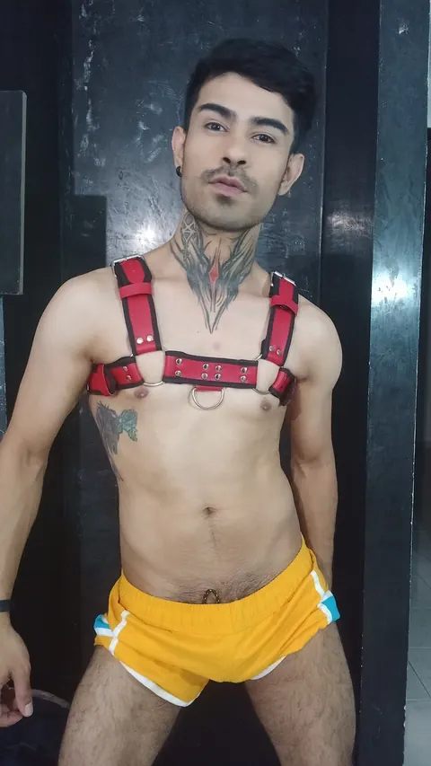 Man Strips Out of His Yellow Shorts – photo 13 of 15