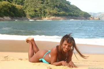 Latina Ebony Woman Takes Anal Doggy Style and Handjob Cumshot on the Beach