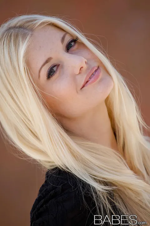 Charlotte Stokely: Slim Blonde Spreads Her Shaved Pussy Outdoors in Lingerie – photo 1 of 16