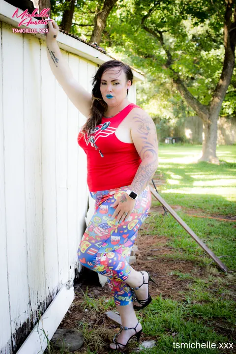 Trans Woman Strips and Fingers Herself in the Garden – photo 5 of 15