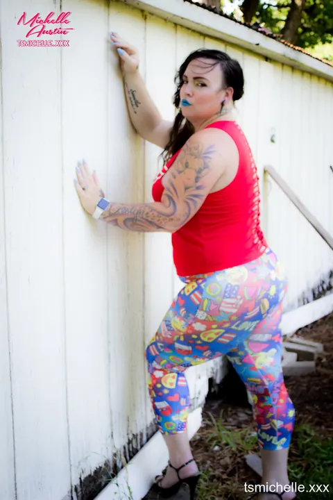Trans Woman Strips and Fingers Herself in the Garden – photo 2 of 15