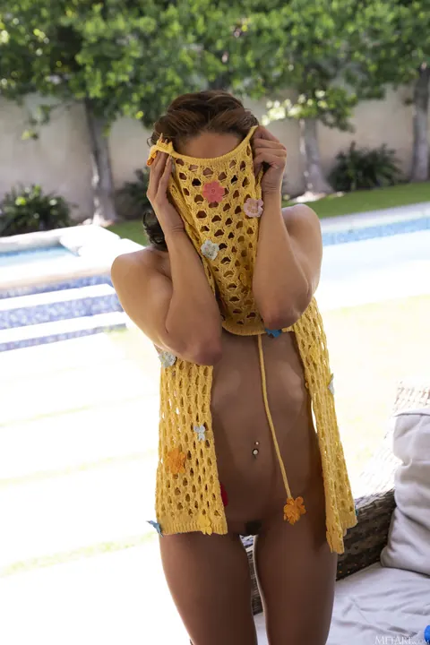 Alexis Tae: Petite Ebony Brunette Strips and Spreads Her Pussy Outdoors – photo 16 of 21