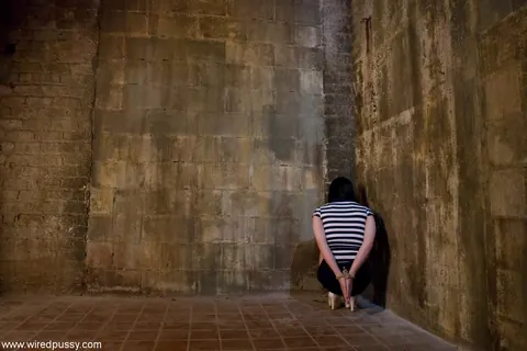 Isis Love: Busty Latina Gets Fingered and Licked Outdoors in Bondage – photo 3 of 21