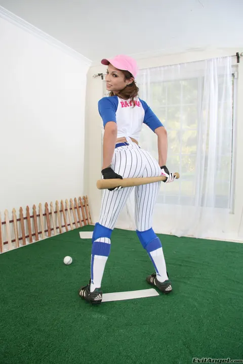 Amber Rayne: Brunette MILF in a Baseball Uniform Fucks and Spreads in a Threesome – photo 13 of 17