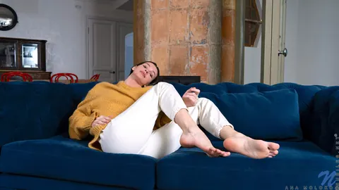 Amy Moloko: Short-Haired Brunette Opens Her Legs to Reveal Her Shaved Pussy – photo 1 of 21