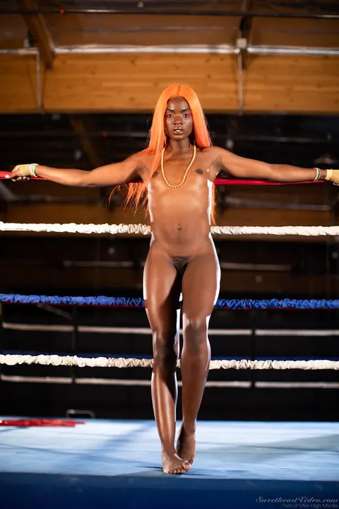 Ana Foxxx: Tall Athletic Ebony Redhead Undresses and Spreads – photo 14 of 15