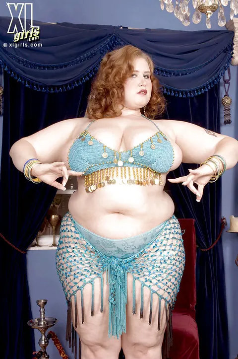 Miss Isabelle: Curly Redhead BBW Bounces Her Big Tits and Spreads Wide – photo 3 of 16