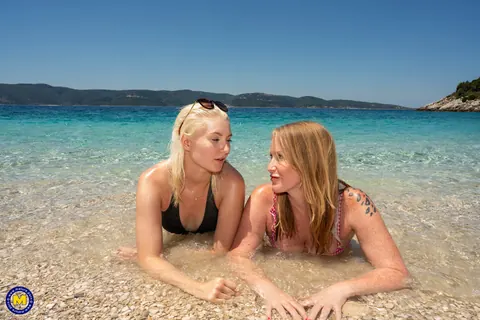 Miss Melissa: Busty Mature Redhead Has Lesbian Sex on the Beach – photo 5 of 16